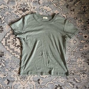 Brandy Melville tee
